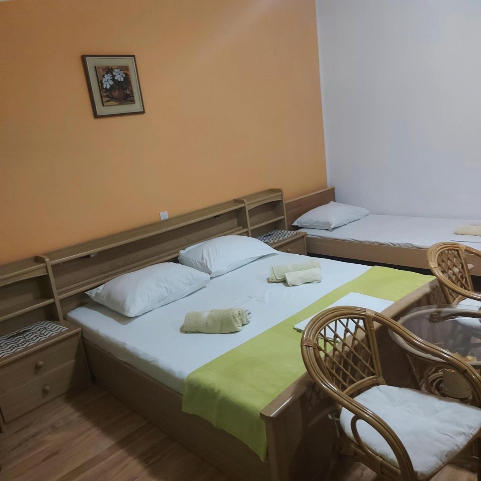 House Lanterna Pag Hotell Pag Town Rum bild